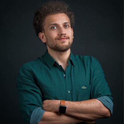 "اليوتيوبر" المصري "جو شو" يفتح النار على الخصاونة وحكومته ومجلس النواب بطريقة "كوميدية"