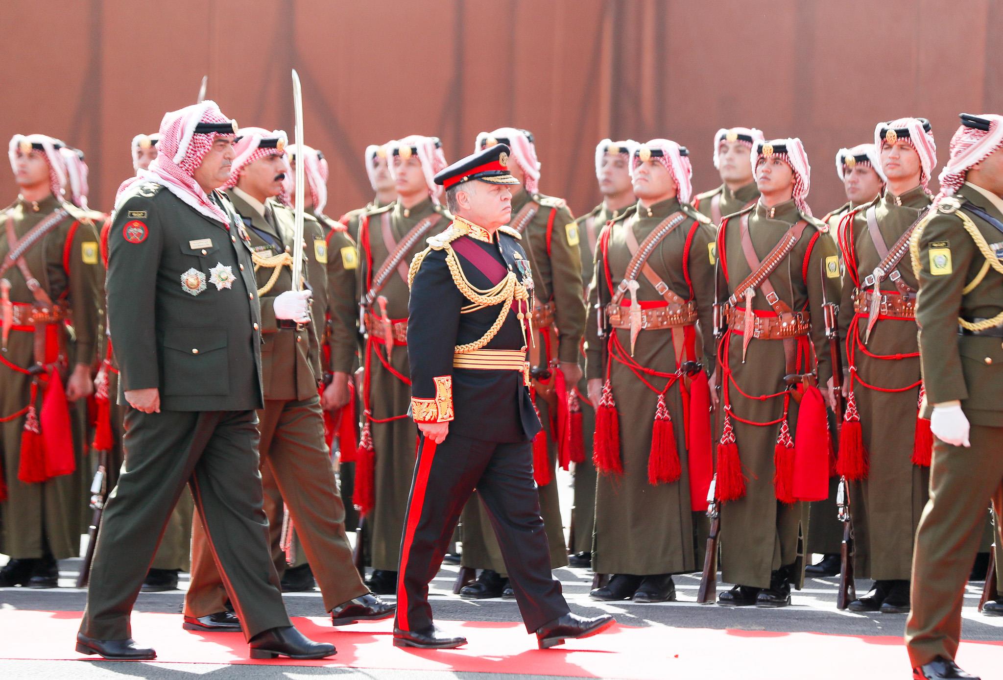 الملك في خطاب العرش : الفساد تحول الى مرض مزمن والاوطان لا تبنى بالتشكيك وجلد الذات 