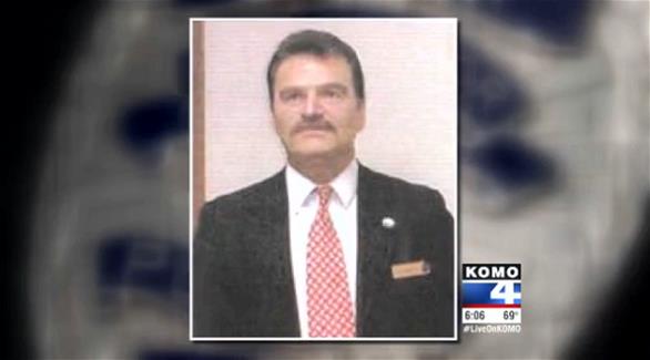 هل يمكن لشخص أن ينتحل صفة "ضابط شرطي" مدة ربع قرن!