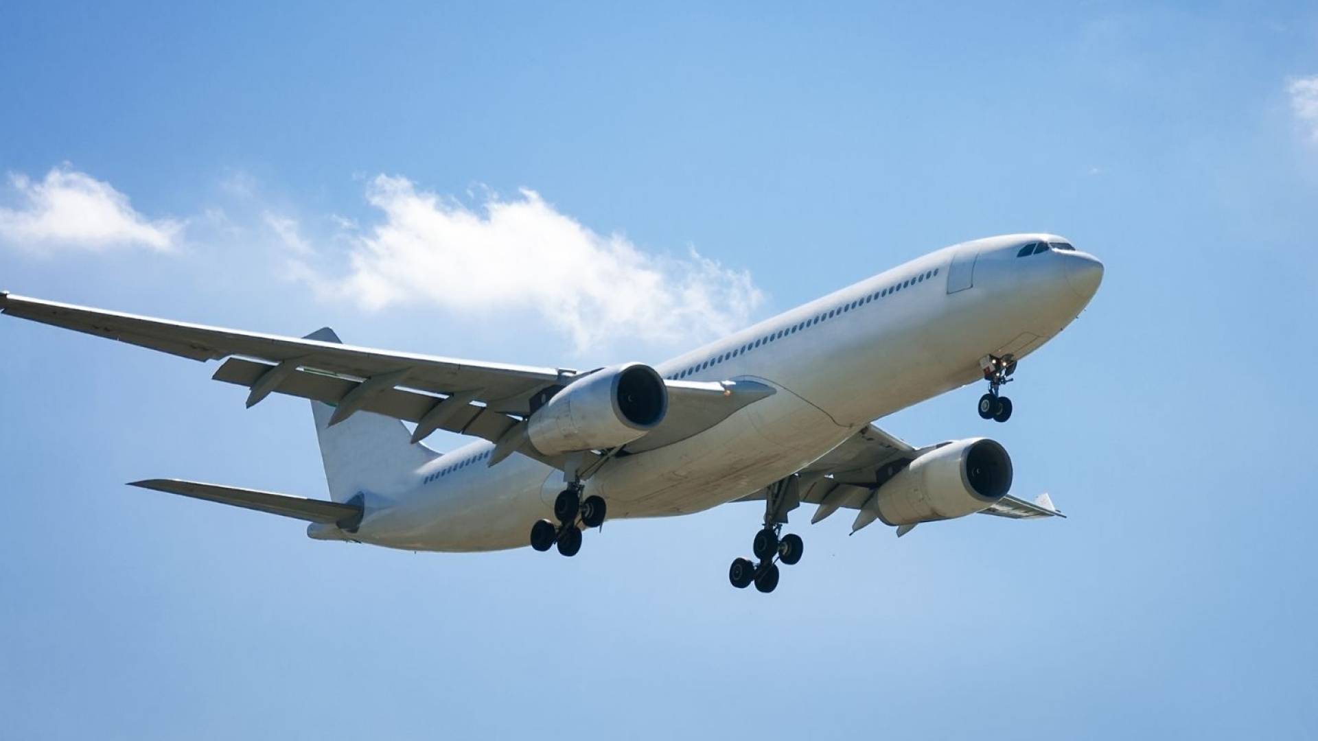 سوريا تعلن استمرار إغلاق مجالها الجوي وتعليق رحلات المطارات لمدة 24 ساعة اضافية