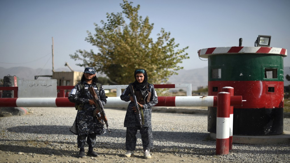 هجوم مسلح يودي بحياة مسؤول في شرطة طالبان وجرح 11 