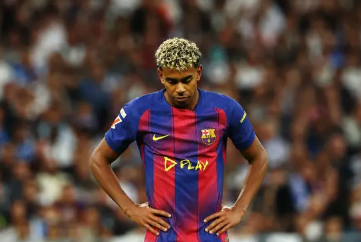  إعلام برشلونة يهاجم لامين يامال "الخائف" وزميله "الناعم"