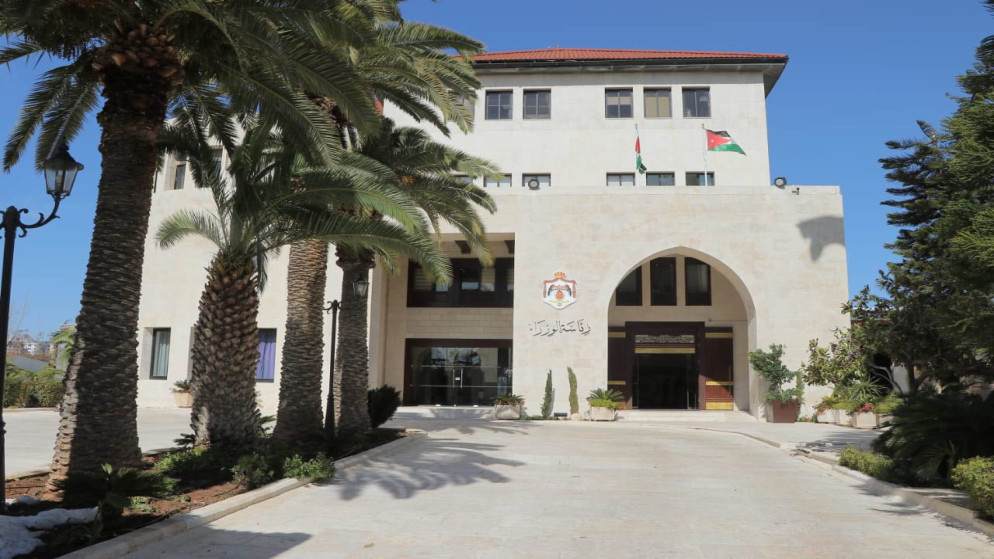 مجلس الوزراء يمدد الخصومات والإعفاءات الضريبية على الأبنية والأراضي حتى نهاية آذار 