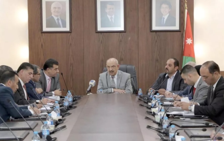 "الصحة النيابية" تطالب بتشديد الرقابة على المحاصيل الزراعية
