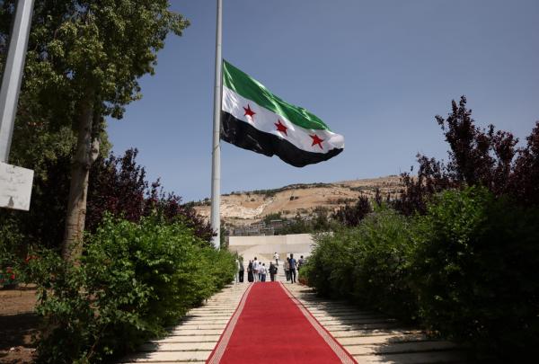 قوات سوريا الديمقراطية تعلن حل نفسها واندماجها في مؤسسات الدولة