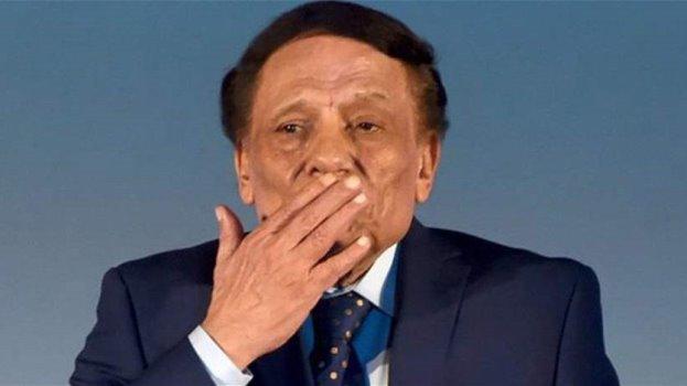 عادل إمام يكشف متى سيعتزل الفن