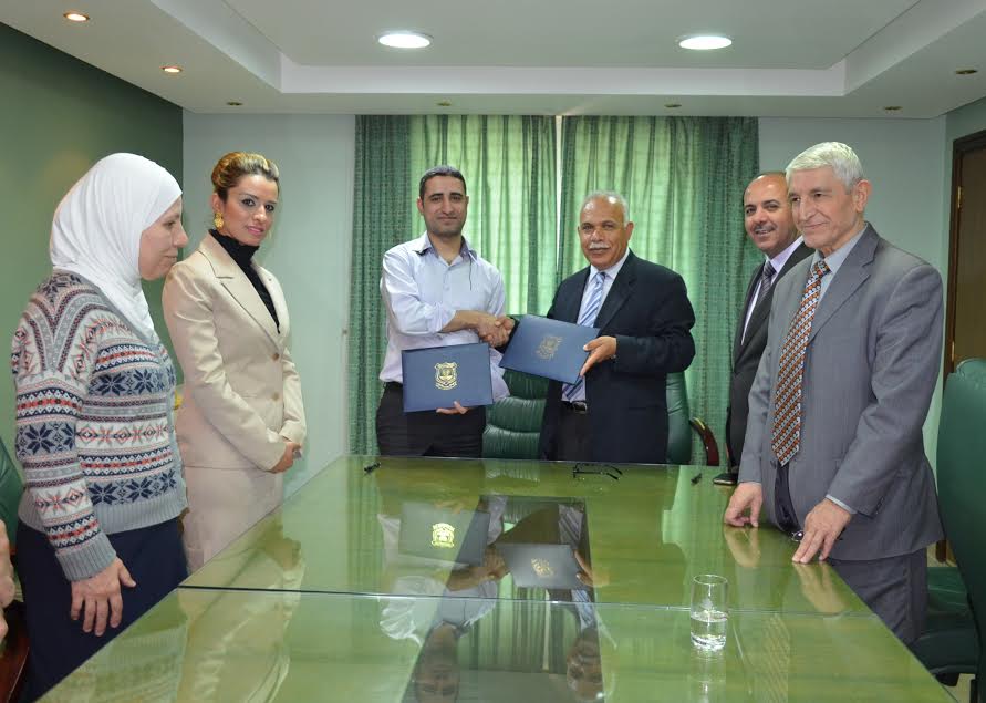 توقيع اتفاقية بين جامعة عمان الأهلية ومؤسسة محمود الصعيدي لتكنولوجيا المعلومات