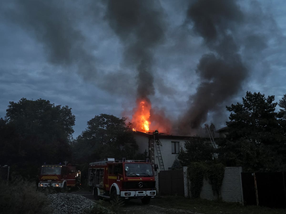 انقطاع التيار الكهربائي في أنحاء أوكرانيا وسط قصف روسي