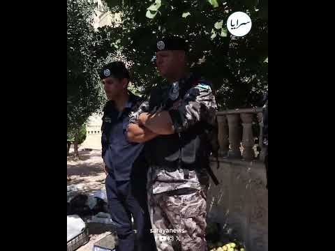 بعد نشر "سرايا"..أمانة عمّان تستمر بتنفيذ حملات إزالة الحواجز والعوائق التي تعتدي على الأرصفة والطرق