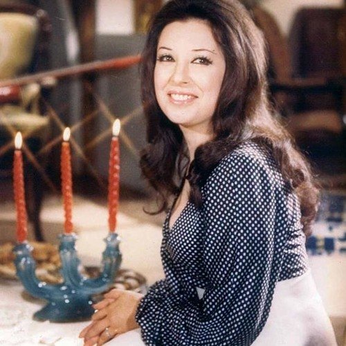 تفاصيل عودة نجاة الصغيرة للغناء من جديد