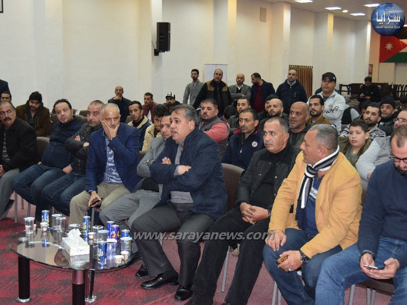 بالصور  .. اجتماع للمطالبة بوقف قرار الأمانة بعدم تجديد ترخيص كفتيريات تبيع القهوة في الشوارع 