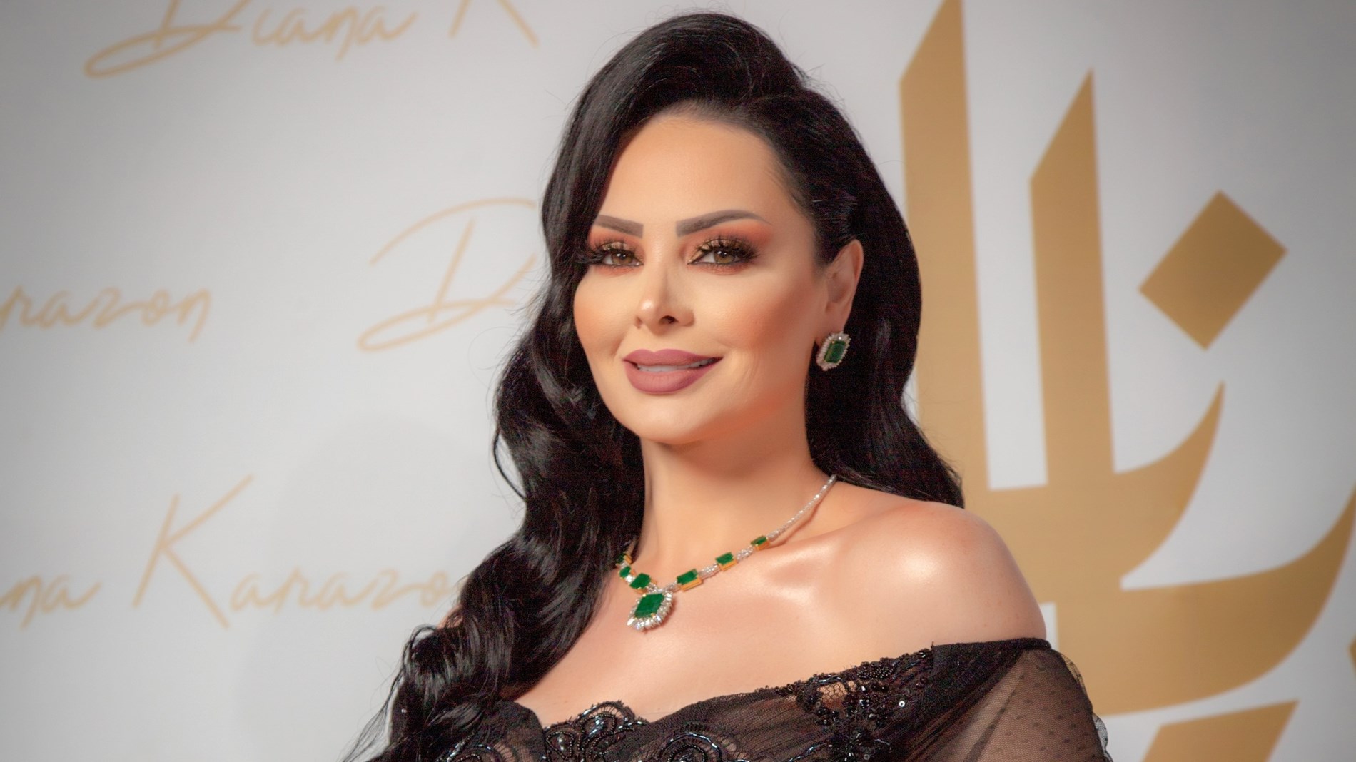 ديانا كرزون تكشف أسباب بكائها في حفل عيد الاستقلال
