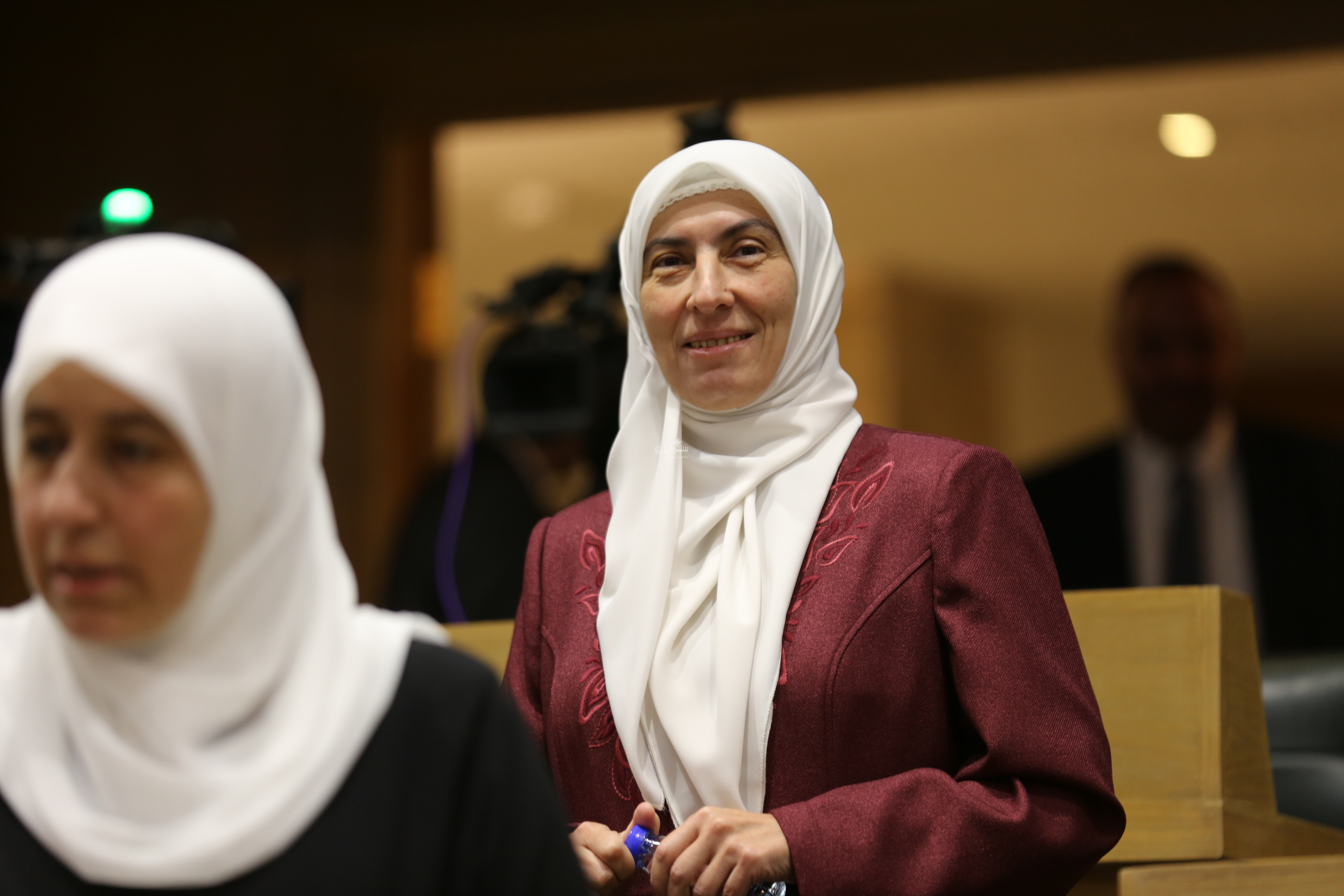 نواب يطالبون الحكومة بإنصاف "المدنيين" في الجيش ومساواتهم بمنتسبي الأمن العام ..  وثيقة