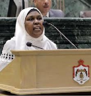 النائب ابو هليل تعرض صور "مضللة" لمدارس في اليمن ومصر على انها بالعقبة ..  تفاصيل 
