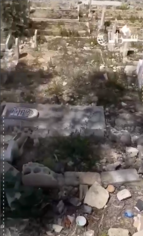 اعتداءات على المقبرة الإسلامية بجبل العتمات - جرش   ..  فيديو 