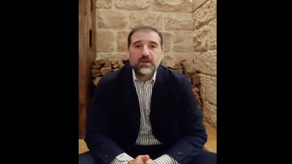 بالفيديو  ..  ابن خال بشار الأسد: قوات الأمن بدأت باعتقال موظفين في شركاتي و هذا ظلم و استخدام للسلطة بغير محلها