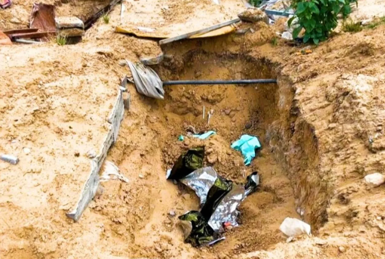 الغارديان: انتشال الجثث من تحت أنقاض غزة أصعب مهمة بتاريخ الحروب الحديثة