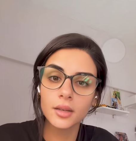 الذكاء الاصطناعي يشعل غضب ممثلة أردنية ..  ووعيد بملاحقة من أذاها - فيديو