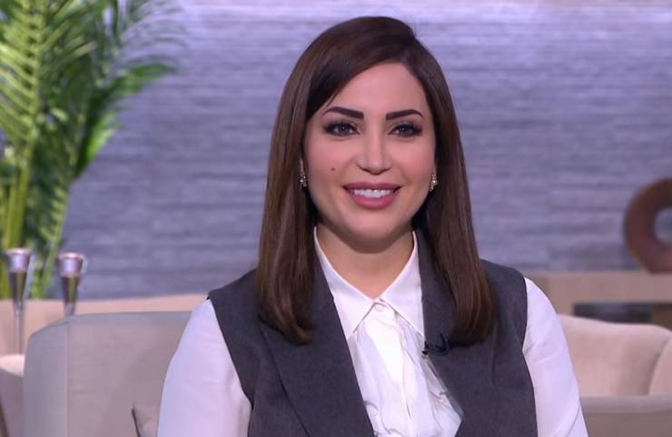 شاهد| مذيعة مصرية تستفز نسرين طافش بهذه الطريقة