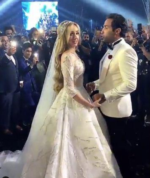 الصور الأولى من حفل زفاف هنا الزاهد وأحمد فهمي الأسطوري