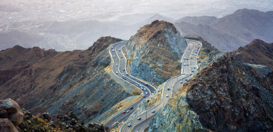 بالصور  ..  أجمل المعالم السياحية في مدينة الورد الطائف