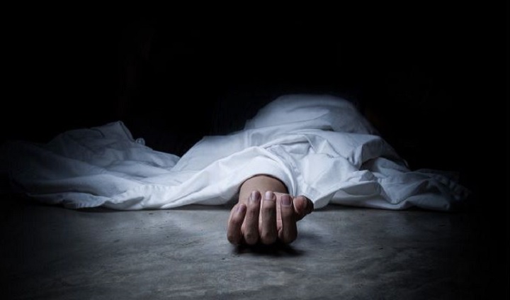 في جريمة مروعة  ..  قتلها و قطع رأسها ثم استمتع بأكل جزءٍ من دماغها مع الأرز 