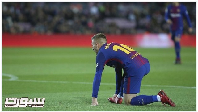 3 أيام تحدد مصير لاعب وسط برشلونة