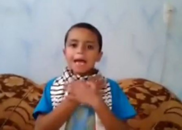 فيديو ..  الطفل نور قبل دقائق من استشهاده ورسالته للعرب  ..  "احنا بغزة بخير طمنونا عنكم"   