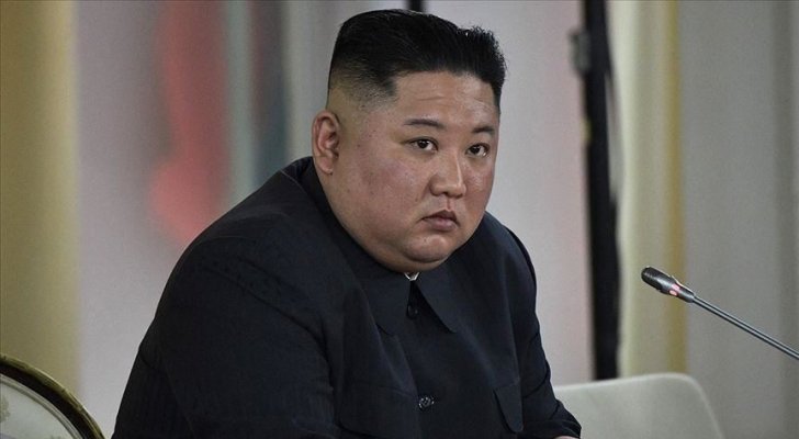 الزعيم الكوري الشمالي يأمر بإغلاق عام بعد تسجيل أول إصابة بكورونا