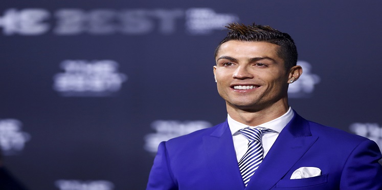 رونالدو يتعهد بمساعدة طفل سوري بعد قتل والديه