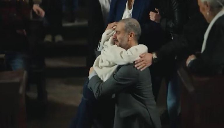 مسلسل «أب ولكن» الحلقة 15 والأخيرة ..  أدهم يكسب استضافة ابنته نور