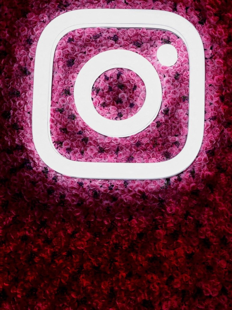 رئيس إنستجرام في رسالة للمستخدمين: لا نتنصت على ميكروفونات الهواتف