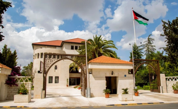 الحكومة توافق على توصيات تبسيط الاجراءات لابناء غزة
