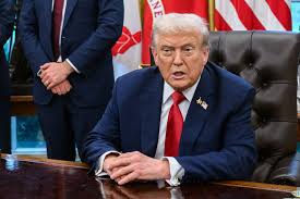 ترامب: لا أحد يريد ماكرون وسيرحل قريباً عن منصبه   