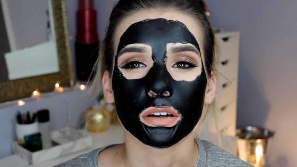 ستفاجئك ..  استعمالات صادمة للفحم لجمالك