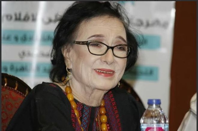 بالصور  ..  تشييع جثمان الفنانة محسنة توفيق وسط غياب أهل الفن 