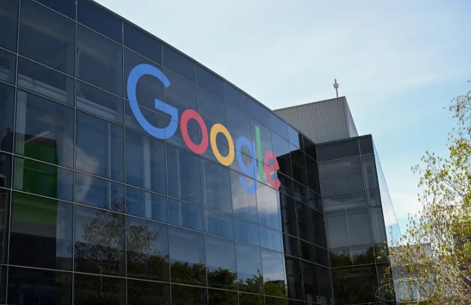غوغل تفصل عشرات الموظفين لاحتجاجهم على مشروع نيمبوس مع "إسرائيل"