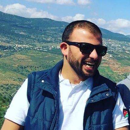 السيد جعفر خندقجي يحتفل بعيد ميلاده