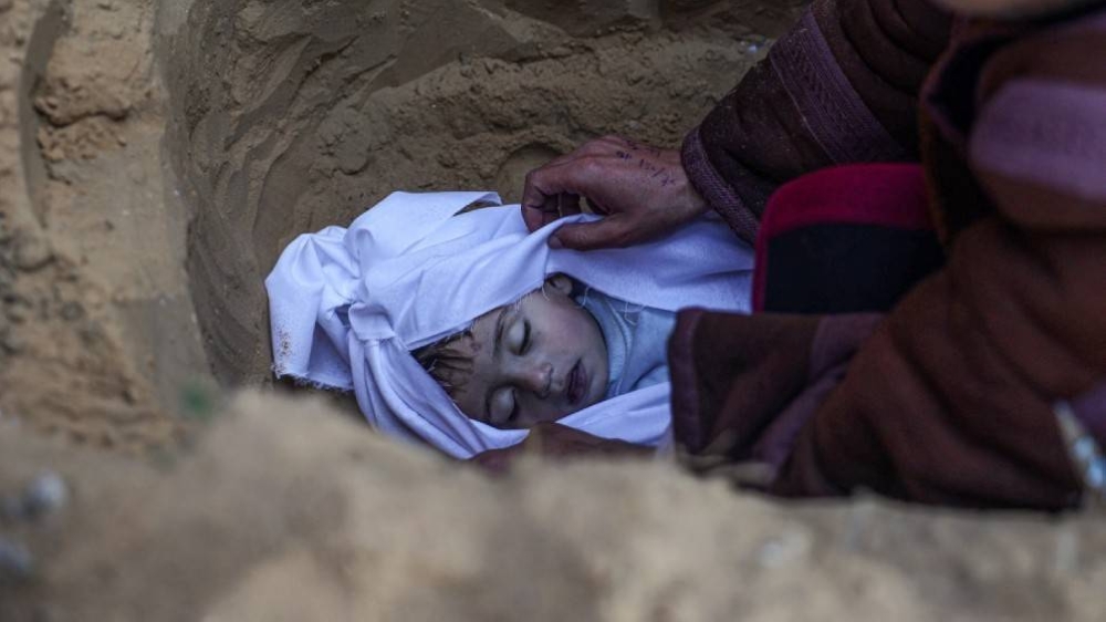 مستشفى العودة في غزة: وفاة 14 جنينا في بطون أمهاتهم بسبب الجوع