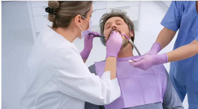 اكتشاف مركب طبيعي يحارب تسوس الأسنان ..  ومفاجأة عن الشاي