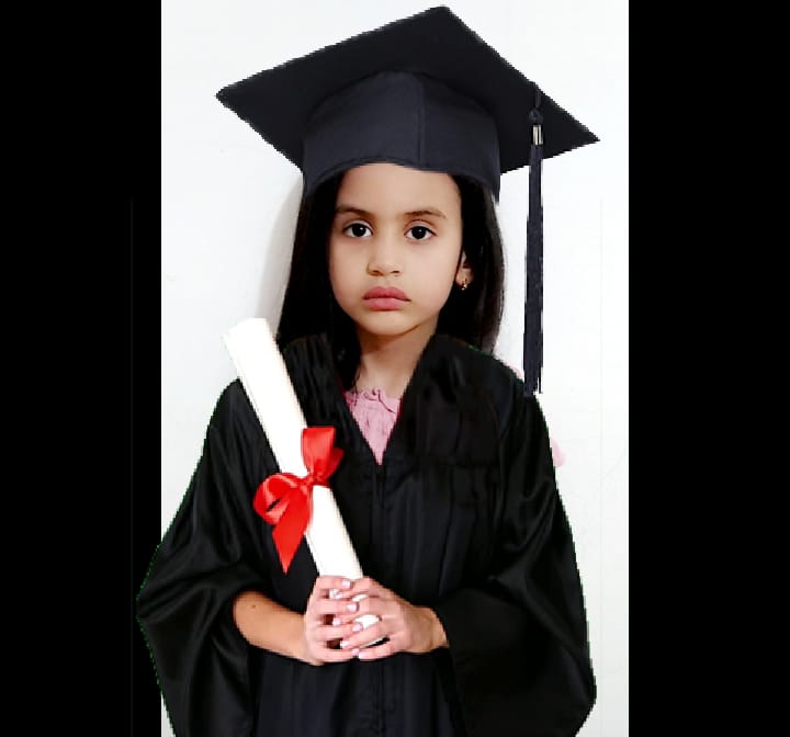 ميرا الحلاحله .. مبارك التخرج