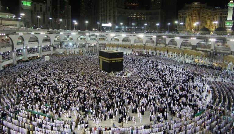 السعودية تدعو المعتمرين للاستفادة من خدمات نسك
