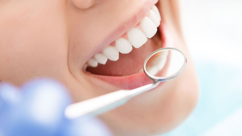 عادات ذات "مفعول سحري" للحفاظ على صحة الفم