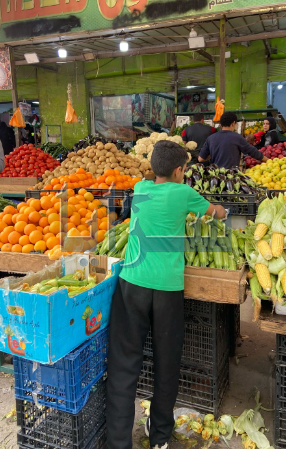 أحلام ضائعة على أرصفة الأسواق… حين يصبح العمل قدَر الأطفال في الاردن 