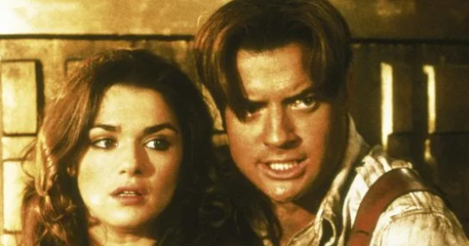 بعد 25 عاما ..  عودة الثنائى الأسطورى فريزر وراشيل وايز فى The Mummy 4