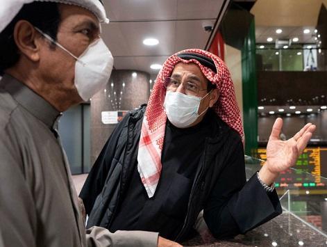 الكويت تسمح بدخول مصابي كورونا إلى أراضيها