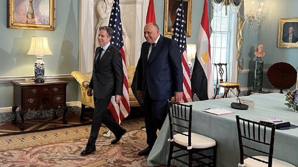 وزير الخارجية الأمريكي يهدي مصر نسخة لخطابين تاريخيين - وثائق 