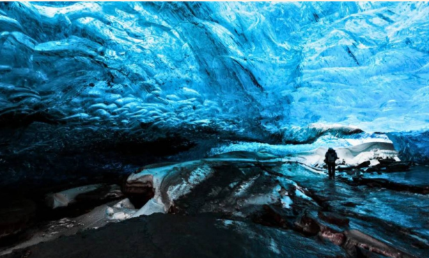 عاش 63 يوماً داخل كهف مظلم ..  فماذا حدث له؟