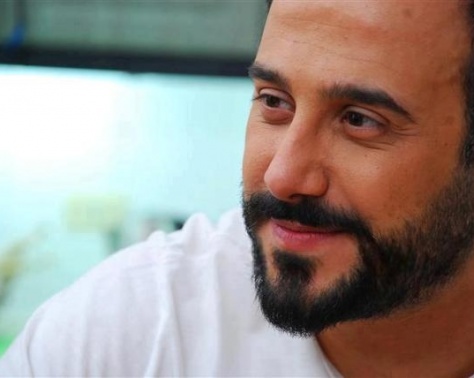  بالفيديو : قصي خولي  من منزله ..  والجمهور مصدوم مما يفعله بعد منتصف الليل!