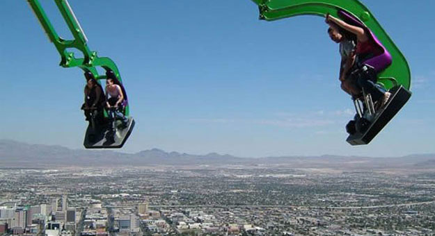 بالفيديو  ..  مدينة الألعاب بـ "لاس فيجاس" ..  أخطر "ملاهى" فى العالم